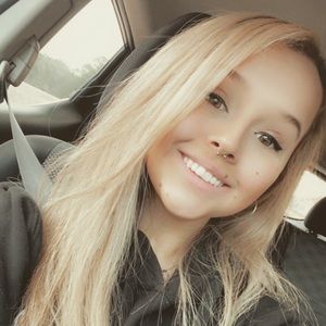 Meet your Posher, Kaitlyn